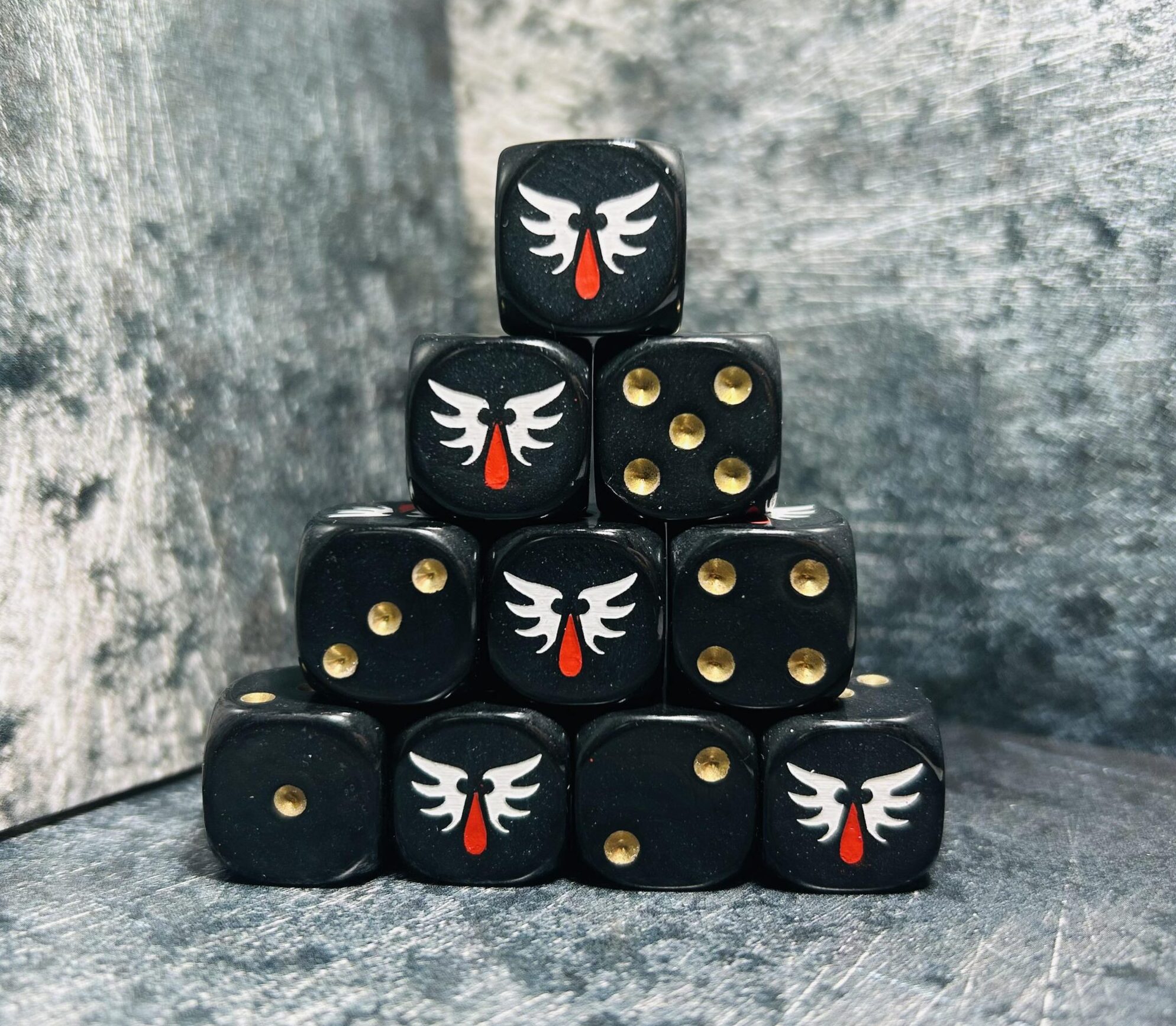 Blood Dragons 16mm Dice Set