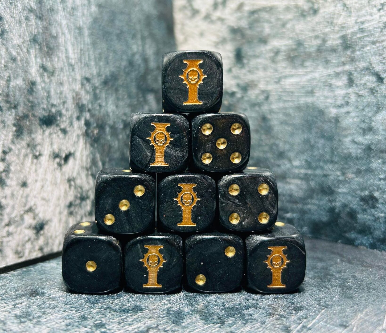 Sisters of War 16mm Dice Set