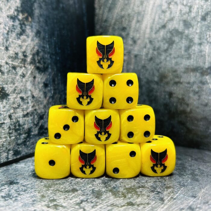 Praying Mantis 16mm Dice Set